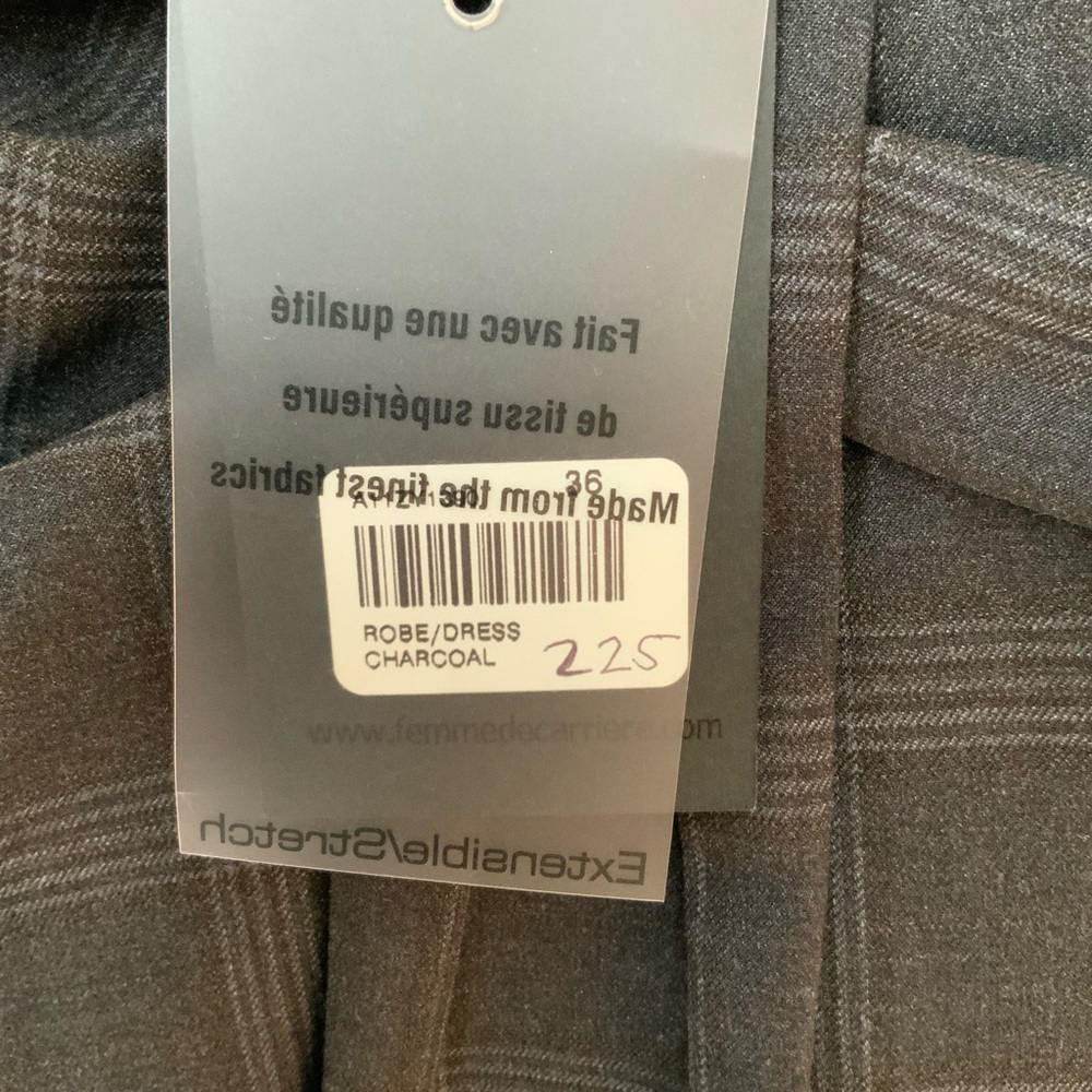 NWT - Femme de carrière - Superb dress - Picture 3 of 9